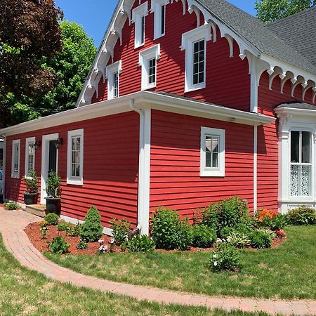 Bed and Breakfast The Red House Fredericton Zewnętrze zdjęcie