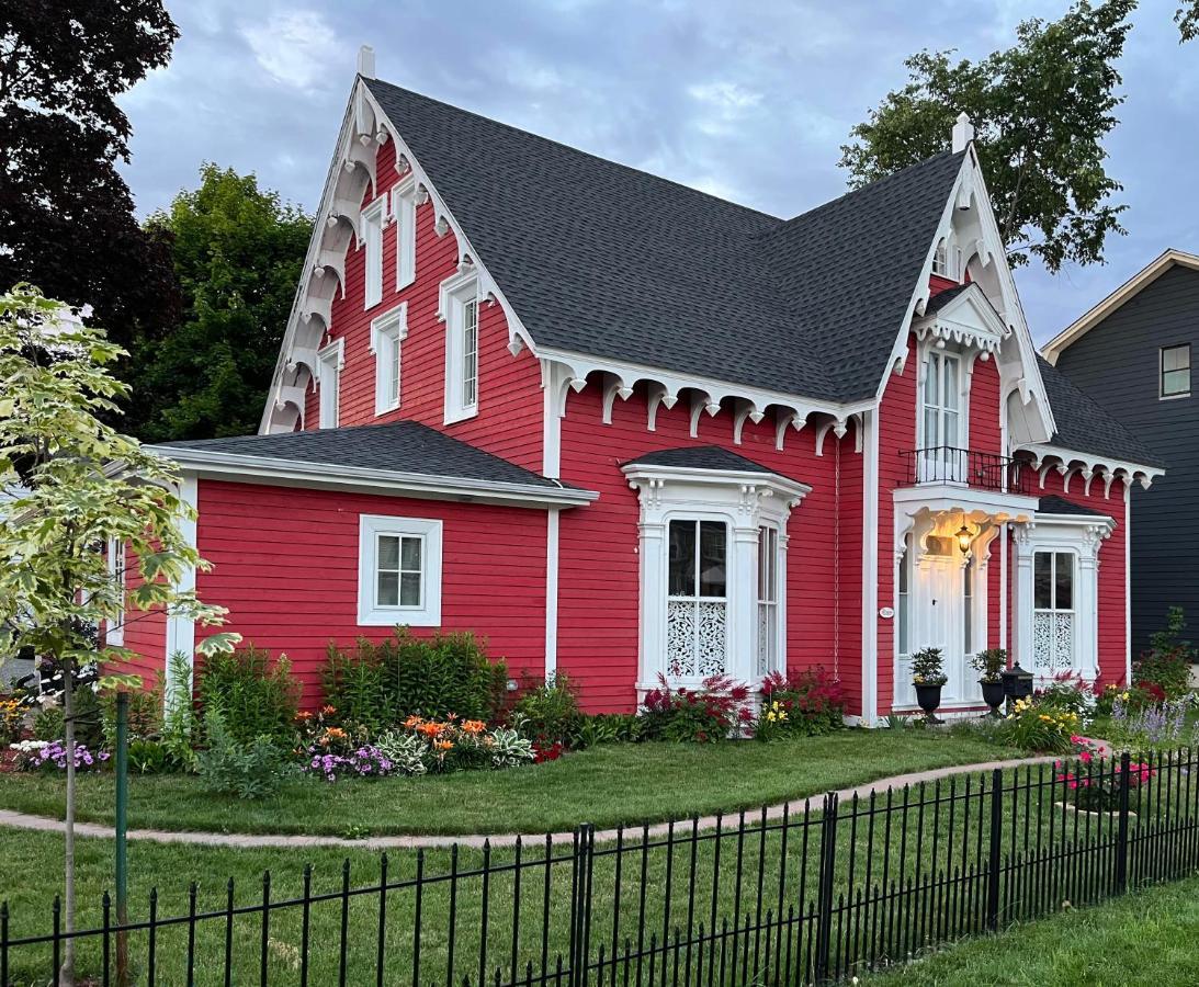 Bed and Breakfast The Red House Fredericton Zewnętrze zdjęcie
