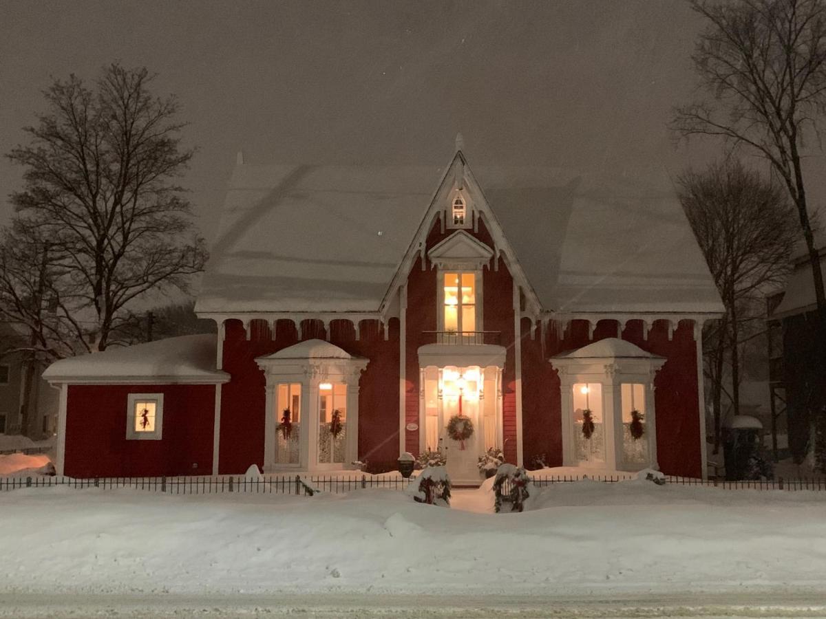 Bed and Breakfast The Red House Fredericton Zewnętrze zdjęcie
